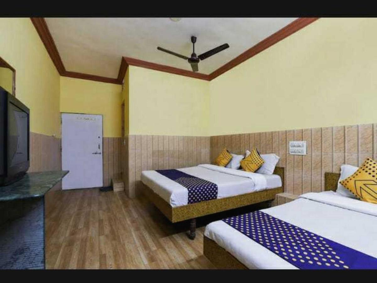 Oyo Hotel Apsara Guest House Ахмедабад Екстер'єр фото