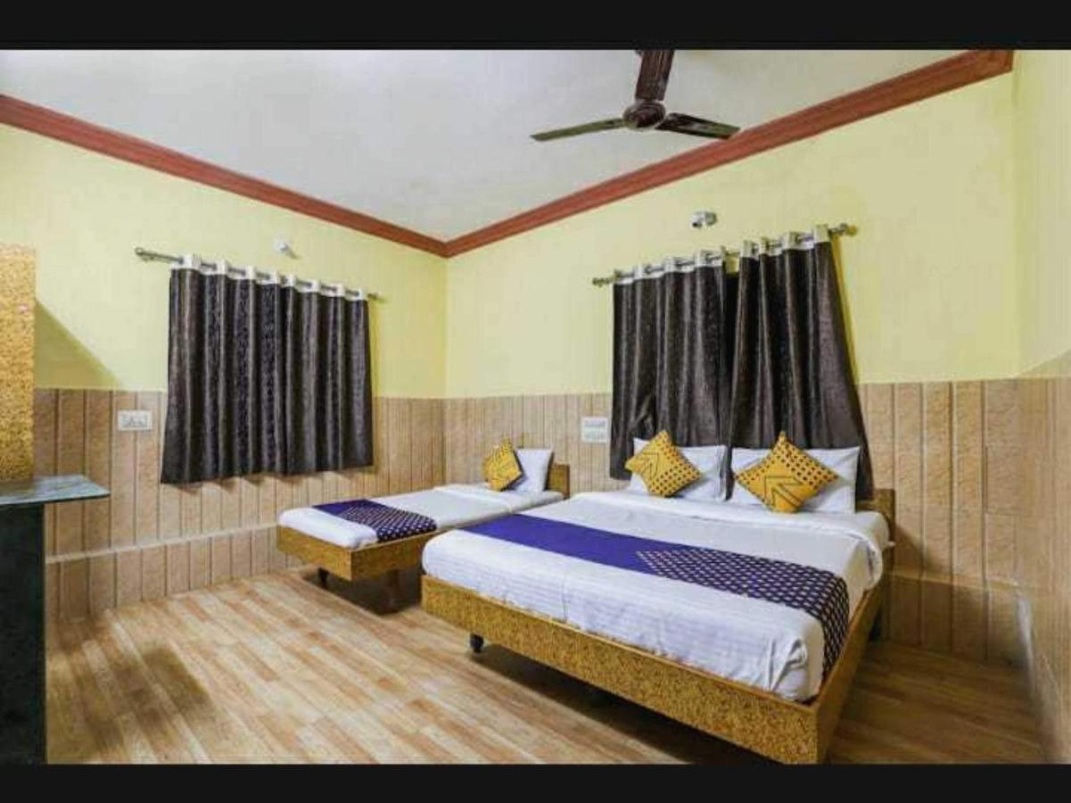 Oyo Hotel Apsara Guest House Ахмедабад Екстер'єр фото